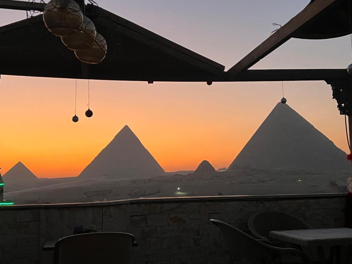 Amigo Pyramids Bed & Breakfast